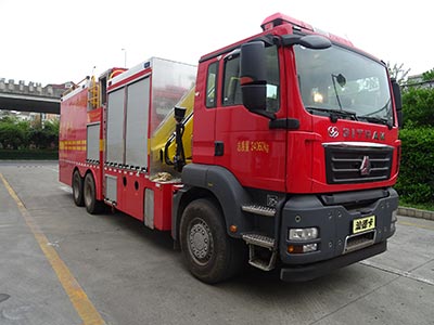 雲鶴牌WHG5240TXFBP220/DX型泵浦消防車