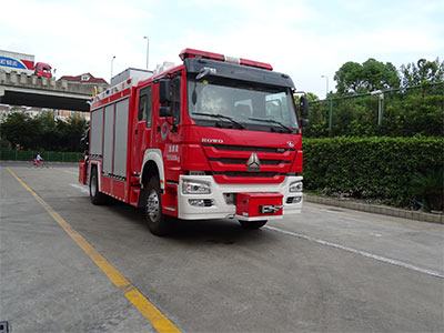 雲鶴牌WHG5151TXFJY80型搶險救援消防車