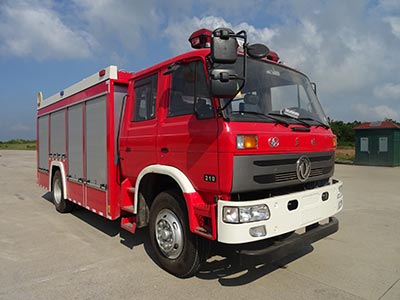 東風6方│泡沫消防車